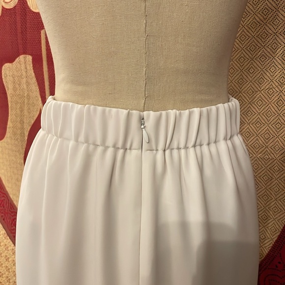 EUC J. Crew cream pencil skirt - Picture 3 of 7